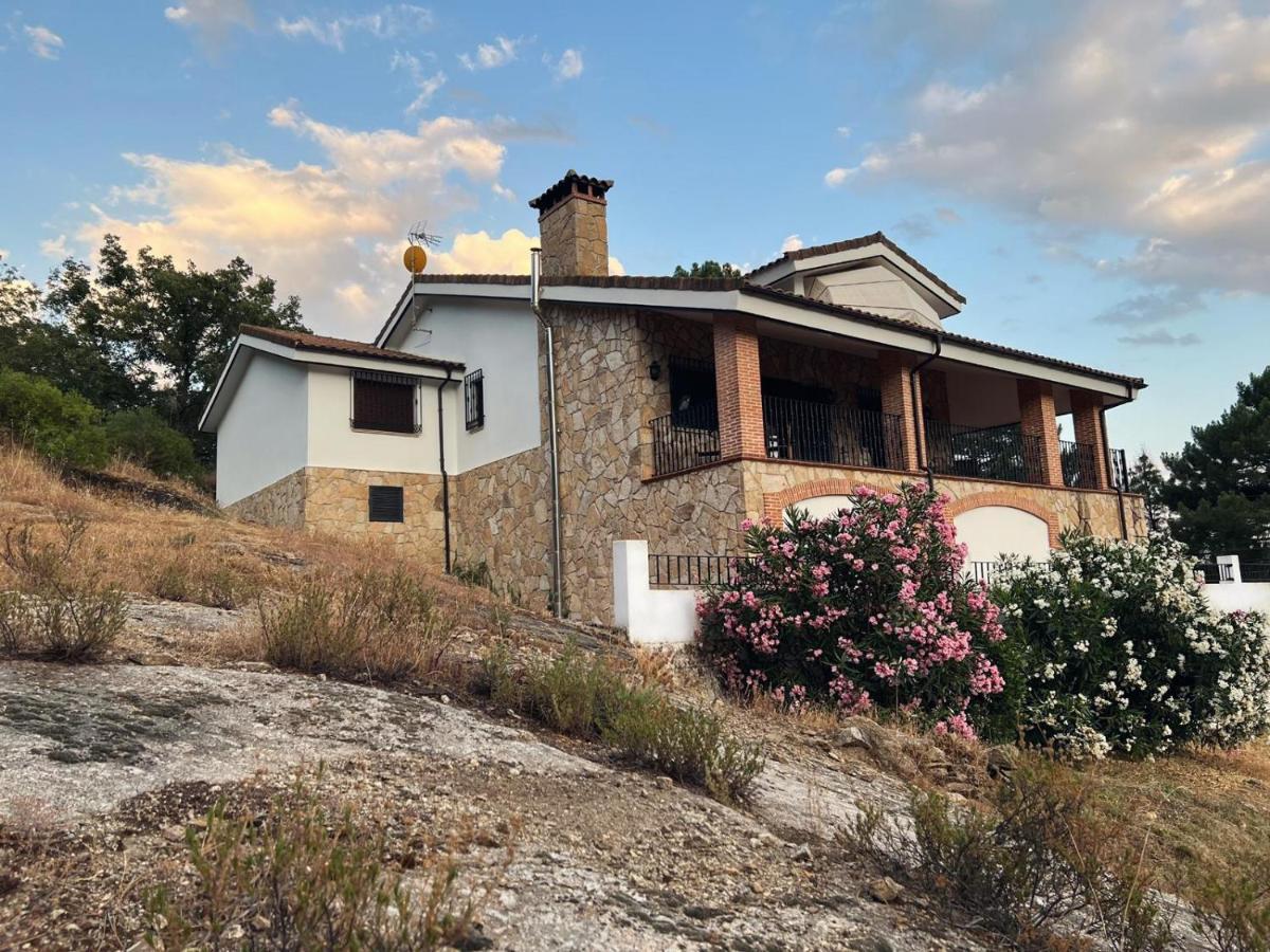 Casa Paco De Gredos Villa Arenas de San Pedro Exterior foto